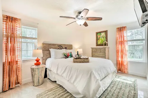 St Augustine Apt w/ Hot Tub Access ~ 1 Mi to Beach - chambre d’hôtes