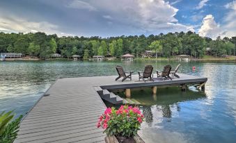 'Arcade Cove' - Lake Martin Home w/ Private Dock!