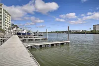 Waterfront Condo w/ Water Park, Walk to the Beach! - Parking