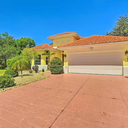 Sun-Soaked Sarasota Oasis w/ Pool & Hot Tub!