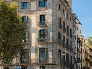 Duquesa Suites Landmark Hotel by Grup Duquessa