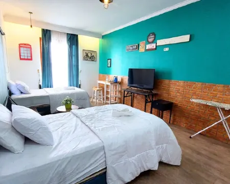 GraVilla Stay Hotels in Malalayang