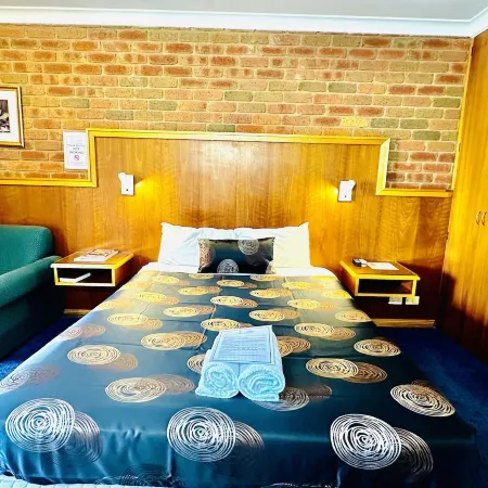 Early Australian Motor Inn