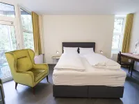 Wald & Golfhotel Lottental Hotels near ICAMS