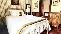 Hotel la More at the Bisbee Inn Hotels in Bisbee