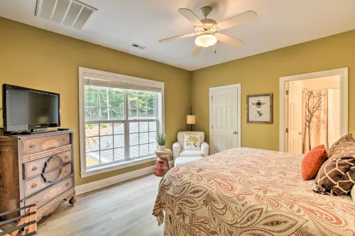 Butterfly Creek Columbus Estate on 3 Acres! - 3-Star