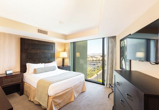 2. 더 버클리 라스..