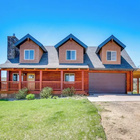 Garden City Cabin ~ 6 Mi to Bear Lake State Park!