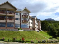 Altos Ushuaia Hotel & Resto Hotels near Mount Susana