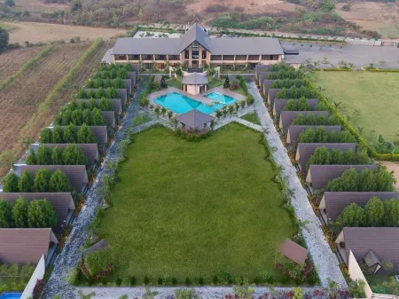 Regenta Resort Vindhyachal, Statue of Unity Отели рядом с достопримечательностью «Стейтью Оф Юнити»