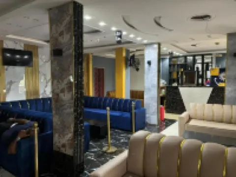 Hotel l'Empire Hotels in Fako