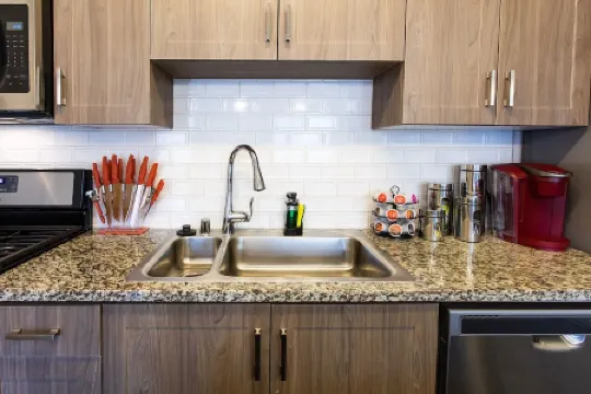 Downtown Camarillo*3 Resort like Pools*3 Fitness Ctrs*EVChargers*Gated*SelfChkIn