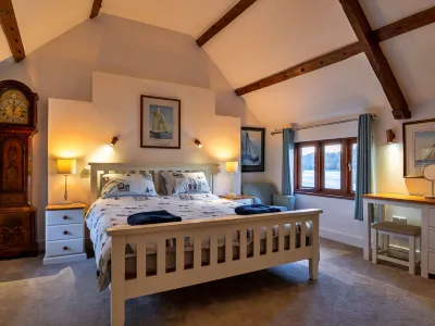 Lower Netherdowns Hotels near Walnut Farm Glamping - Luxury 6m Geodomes in Devon