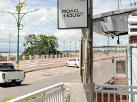 Roadhouse Hotels in Nong Khai