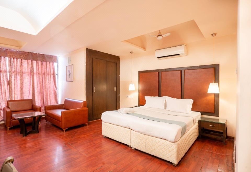 Hotel Sai Prakash Over view