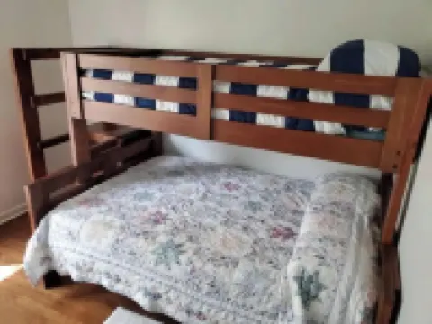 Bayou Cottage: Quaint 4 Bed house near NASA/Kemah 利格城酒店