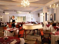 TLH Toorak Hotel - TLH Leisure, Entertainment and Spa Resort Hotels in Torquay