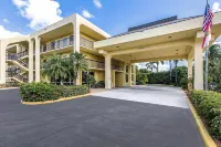 Quality Inn Palm Beach International Airport Hotels in West Palm Beach