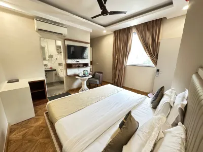 Opus by Hotel Shiv Hotels in Green Park