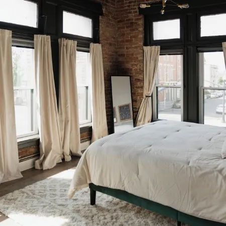 Cozy Downtown Troy Studio • Walk Everywhere