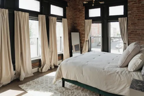 The Cozy Corner ~Downtown Troy