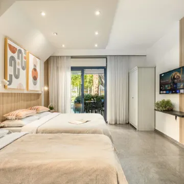 Royal Park Resort Studio 23