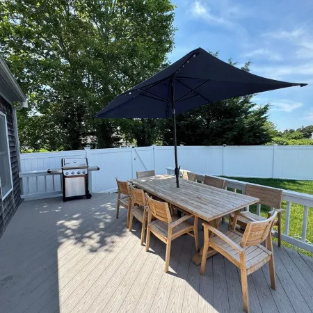 New Saltwater Heated Pool & Hot Tub -Less Than 5 Minutes from Nauset Beach!