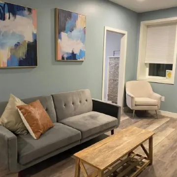 Halfmoon Hot Tub Retreat