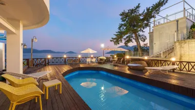 Namhae Opera House Pension Отели в г. 