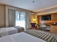 Radisson Blu Sao Paulo Hotels near Infinity Tower