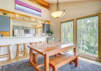 Home w/ Hot Tub: 5 Mi to Angel Fire Bike Park - Pet friendly
