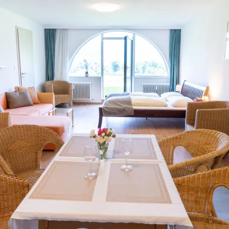 Wohnung Garten 1 Seeblick ストローブルのホテル