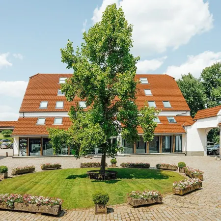 Relais de l'Empereur Отели рядом с достопримечательностью «Музей Веллингтона»