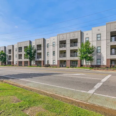 Cotton District Condo: Walkable Spot for Game Day!
