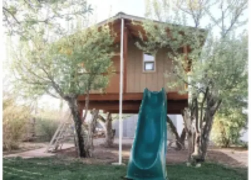 Secluded, Cozy Cabin Getaway