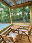 Cozy A-frame cabin just 1/4 mile from Lake Hartwell - perfect for anglers