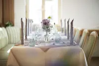 Hotel Nassauer Hof Hotels in Hadamar