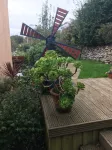Bumblebee Cottage Lakeside Property Hotels in 