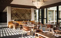 Falkensteiner Hotel Bozen Waltherpark - sarapan