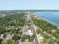 Explore TC: Beaches, Wine & Downtown