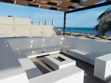 PtoSanCarlos BayHouse 2ndFloor Отели в г. Комонду