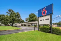 Motel 6 Tinton Falls NJ  Neptune Hotels near Jughandle Brewing Company