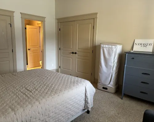 Gorgeous  3-bedroom Villa at the Banbury Golf Course subdivision.