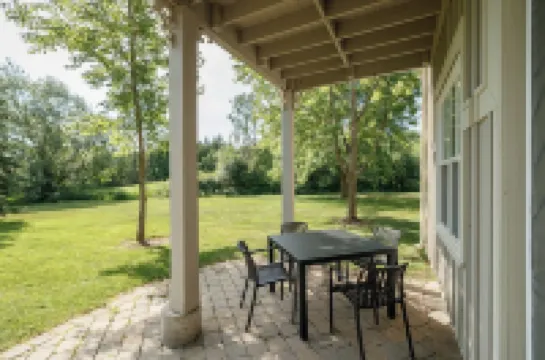 Charming One Bedroom at Snowbridge- Blue Mountain