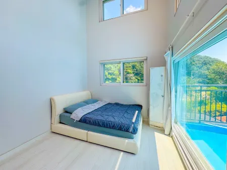 Fore Sol Pension Gapyeong Отели в г. Капхён