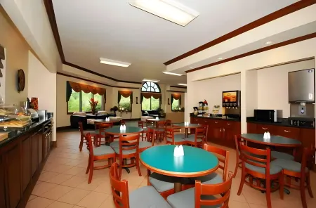 OYO Hotel Harriman Near I-40