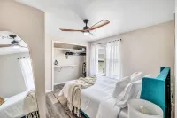 Across the Street from Von Stiehl Winery and Minutes to Beach - Stylish Haven