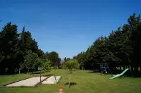 Large detached villa in Avignon for 12 people