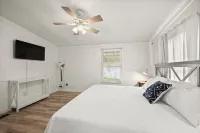 Welcoming 3-bedroom mobile home with AC in Oscar