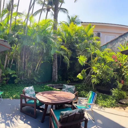 Tombo Beach Home Stay